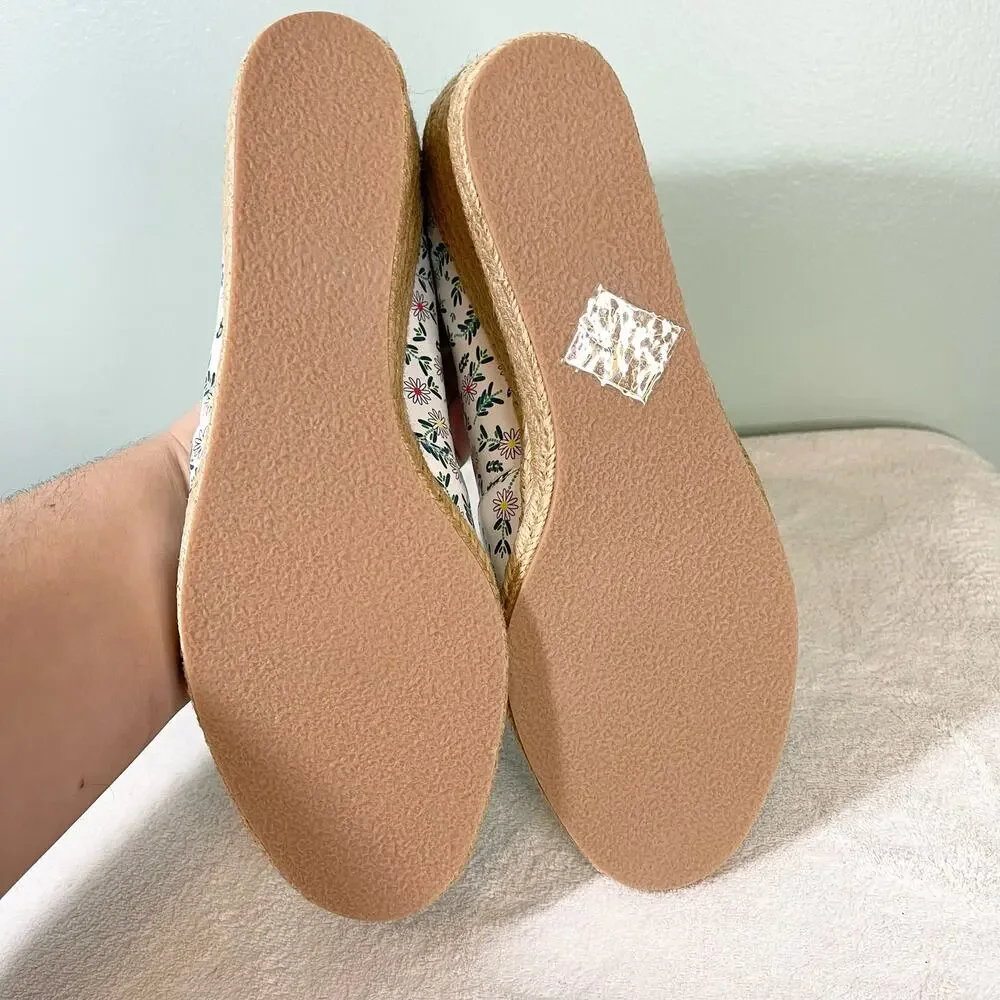 Jack Rogers Palmer Espadrille Wedge 9.5M White Daisy Leather Boho Summer NWOT